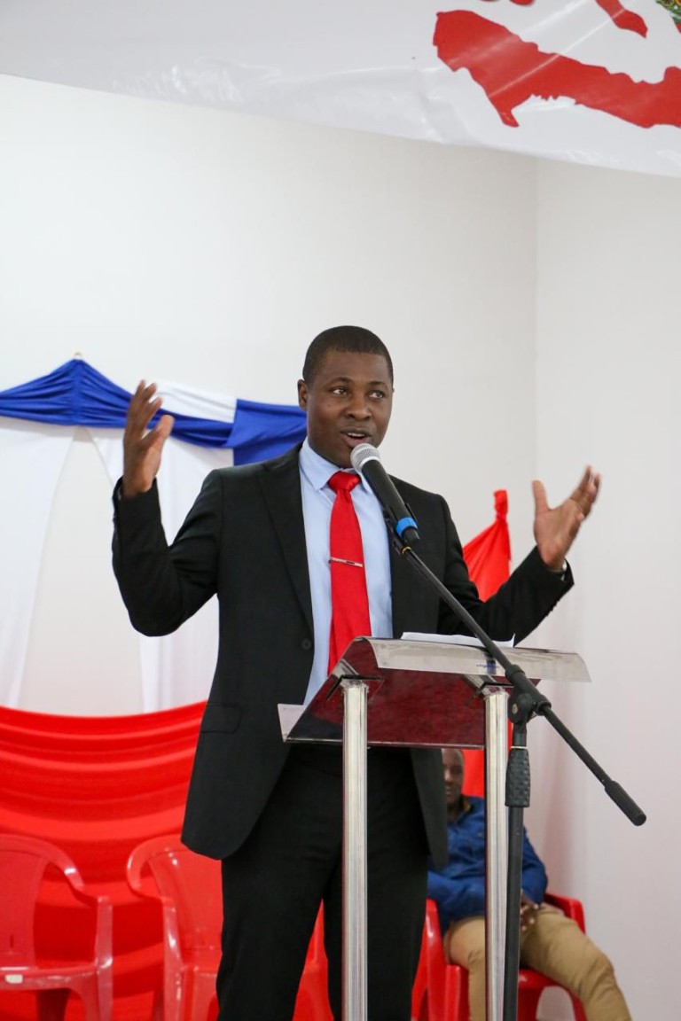 Entrevista com Pierre-Erick Bruny sobre crise no Haiti